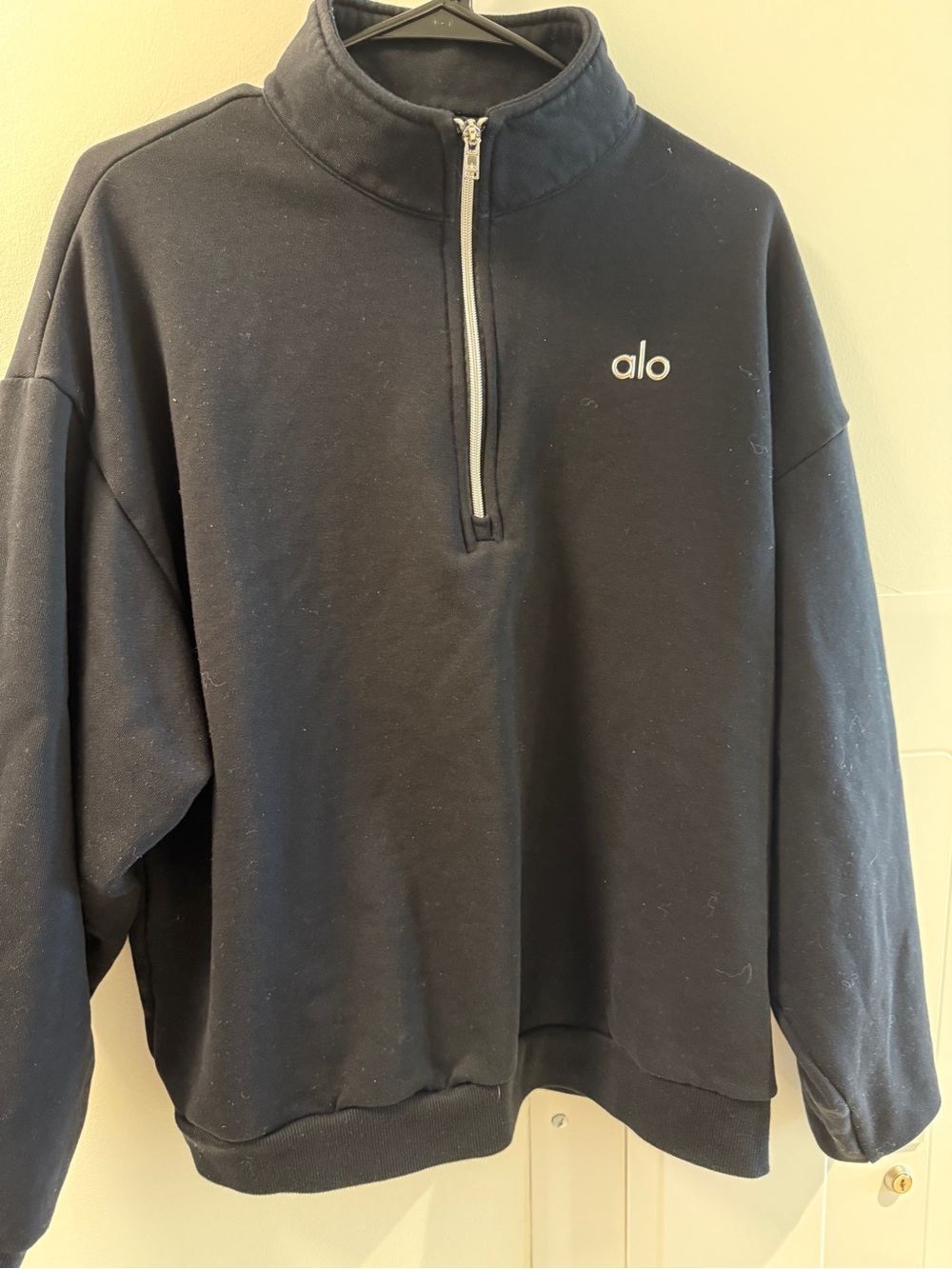 ALO Yoga Men’s Black Half-Zip Pullover Sweatshirt